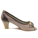 Бежови дамски обувки със среден ток, естествен велур - всекидневни обувки за пролетта и лятото N 100016384