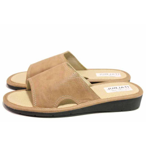 Бежови дамски чехли, здрава еко-кожа - всекидневни обувки за пролетта и лятото N 100016745