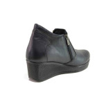 Тъмносини дамски боти, естествена кожа - ежедневни обувки за есента и зимата N 100016949
