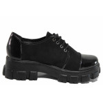 Черни дамски обувки с равна подметка, велурена еко-кожа и лачена еко-кожа - ежедневни обувки за есента и зимата N 100016983
