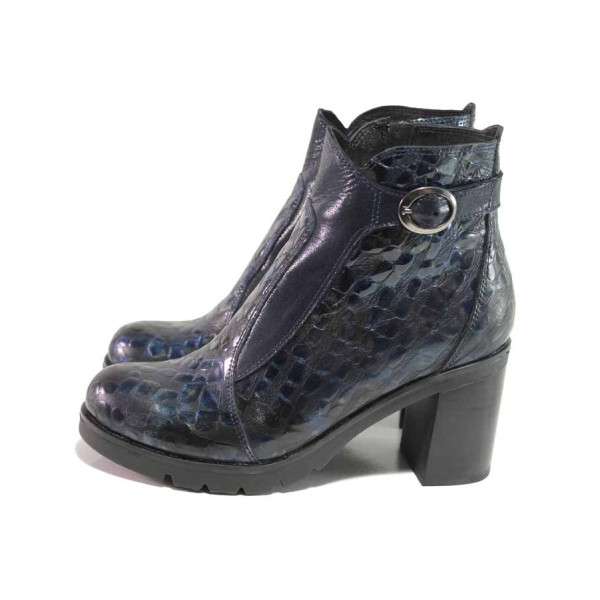 Сини дамски боти, лачена естествена кожа - елегантни обувки за есента и зимата N 100017039