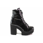 Черни дамски боти, лачена еко кожа - ежедневни обувки за есента и зимата N 100017278