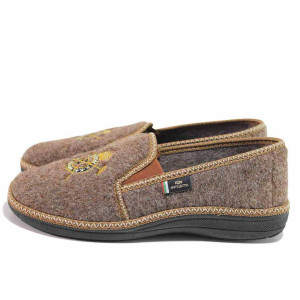 Кафяви домашни чехли, текстилна материя - равни обувки за целогодишно ползване N 100017466