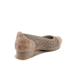 Бежови дамски обувки със среден ток, естествена кожа - всекидневни обувки за пролетта и лятото N 100015525