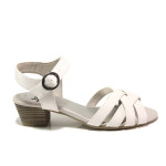 Бели дамски сандали, здрава еко-кожа - всекидневни обувки за пролетта и лятото N 100015573