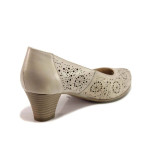 Бежови дамски обувки със среден ток, естествена кожа перфорирана - всекидневни обувки за пролетта и лятото N 100015588