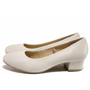 Бели дамски обувки със среден ток, естествена кожа - официални обувки за пролетта и лятото N 100015621