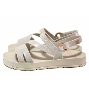 Бежови дамски сандали, pvc материя - всекидневни обувки за лятото N 100018557