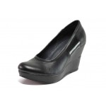 Черни дамски обувки с платформа, естествена кожа и лачена естествена кожа  - всекидневни обувки за пролетта и лятото N 100018158