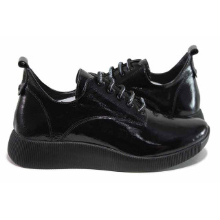 Черни дамски обувки с равна подметка, лачена естествена кожа - ежедневни обувки за есента и зимата N 100018849