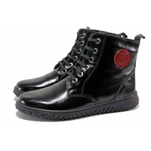 Черни дамски боти, лачена естествена кожа - всекидневни обувки за есента и зимата N 100018956