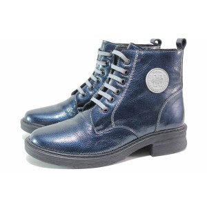 Тъмносини дамски боти, лачена естествена кожа - всекидневни обувки за есента и зимата N 100018971