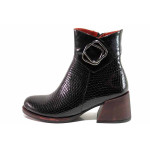 Черни дамски боти, лачена естествена кожа - ежедневни обувки за есента и зимата N 100019001
