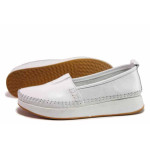 Бели дамски обувки с равна подметка, естествена кожа - всекидневни обувки за пролетта и лятото N 100019234