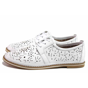 Бели дамски обувки с равна подметка, естествена кожа перфорирана - всекидневни обувки за пролетта и лятото N 100019726