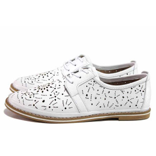 Бели дамски обувки с равна подметка, естествена кожа перфорирана - всекидневни обувки за пролетта и лятото N 100019726