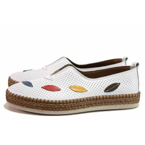 Бели дамски обувки с равна подметка, естествена кожа - всекидневни обувки за пролетта и лятото N 100019841