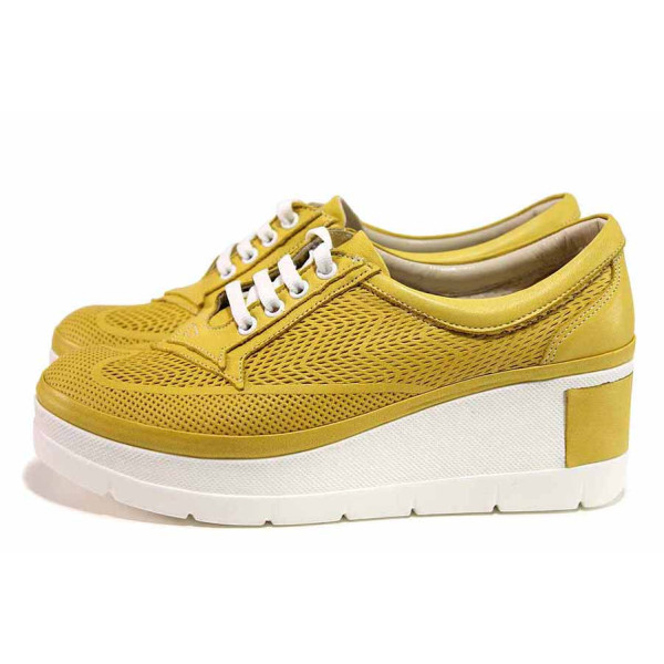 Жълти дамски обувки с платформа, естествена кожа перфорирана - всекидневни обувки за пролетта и лятото N 100019849