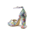 Шарени дамски сандали, сатенена материя - елегантни обувки за лятото N 100019948