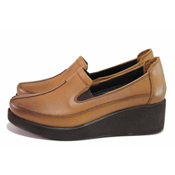 Кафяви дамски обувки с платформа, естествена кожа - ежедневни обувки за пролетта и есента N 100020577