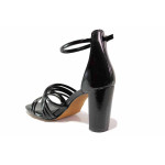 Черни анатомични дамски сандали, лачена еко кожа - официални обувки за лятото N 100019907