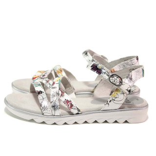 Бели дамски сандали, текстилна материя - всекидневни обувки за лятото N 100020214