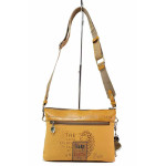 Светлокафява дамска чанта, здрава еко-кожа - удобство и стил за пролетта и лятото N 100021364