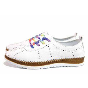 Бели дамски обувки с равна подметка, естествена кожа - ежедневни обувки за пролетта и лятото N 100021326