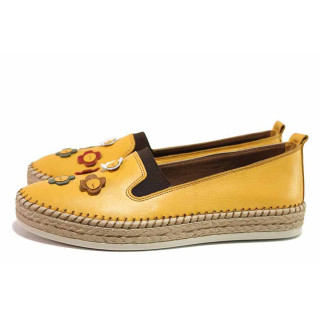 Жълти анатомични дамски обувки с равна подметка, естествена кожа - ежедневни обувки за пролетта и лятото N 100021436