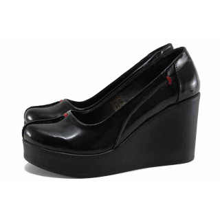 Черни дамски обувки с платформа, анатомични, лачена естествена кожа - ежедневни обувки за есента и зимата N 100022257