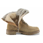 Бежови дамски боти, естествен велур - ежедневни обувки за есента и зимата N 100022587