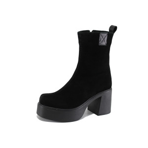 Черни дамски боти, естествен велур - ежедневни обувки за есента и зимата N 100022605