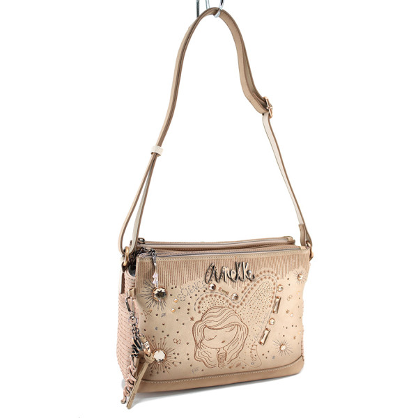 Бежова дамска чанта, здрава еко-кожа - удобство и стил за вашето ежедневие N 100022925