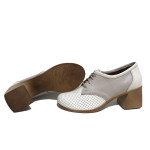 Бежови дамски обувки със среден ток, естествена кожа - всекидневни обувки за пролетта и лятото N 100023354