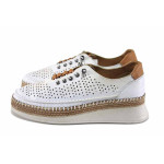 Бели дамски обувки с равна подметка, естествена кожа перфорирана - всекидневни обувки за пролетта и лятото N 100022823