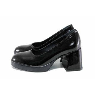 Черни дамски обувки с висок ток, лачена естествена кожа - всекидневни обувки за целогодишно ползване N 100022889