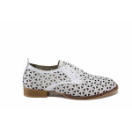 Бели дамски обувки с равна подметка, естествена кожа перфорирана - всекидневни обувки за пролетта и лятото N 100022935