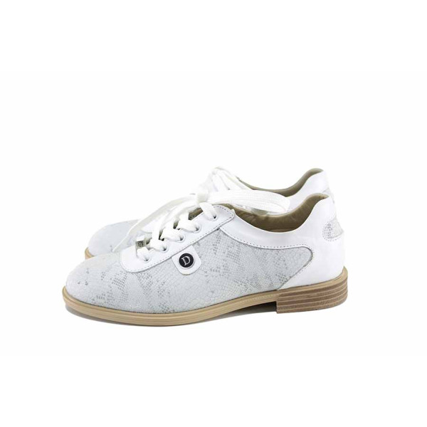 Бели дамски обувки с равна подметка, естествена кожа - всекидневни обувки за пролетта и лятото N 100023195
