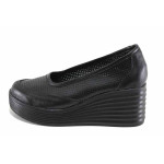 Черни дамски обувки с платформа, естествена кожа - ежедневни обувки за пролетта и лятото N 100023300