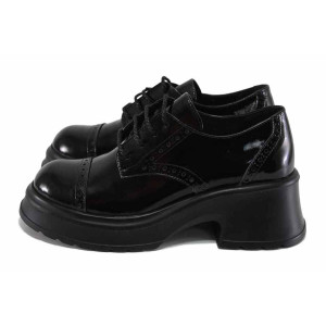 Черни анатомични дамски обувки със среден ток, лачена естествена кожа - всекидневни обувки за есента и зимата N 100023603