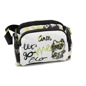 Бяла портмоне, здрава еко-кожа - удобство и стил за пролетта и лятото N 100024257