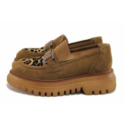 Кафяви анатомични дамски обувки с равна подметка, естествен велур - всекидневни обувки за пролетта и лятото N 100024485