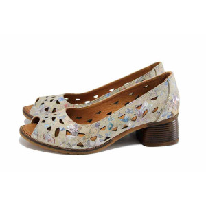 Бежови анатомични дамски обувки със среден ток, естествена кожа перфорирана - всекидневни обувки за пролетта и лятото N 100019929