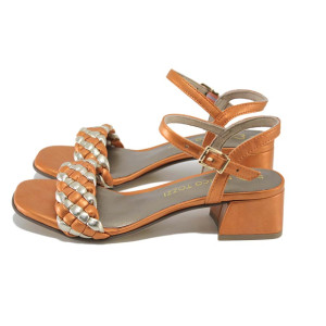 Оранжеви дамски сандали, здрава еко-кожа - ежедневни обувки за пролетта и лятото N 100024139