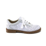 Бели дамски обувки с равна подметка, естествена кожа перфорирана - всекидневни обувки за пролетта и лятото N 100025327