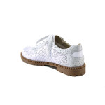 Бели дамски обувки с равна подметка, естествена кожа перфорирана - всекидневни обувки за пролетта и лятото N 100025327