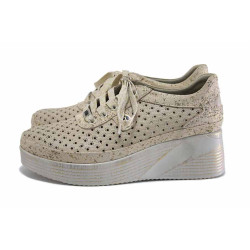 Бежови дамски обувки с платформа, естествена кожа перфорирана - ежедневни обувки за пролетта и лятото N 100025424