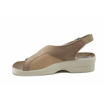 Бежови дамски сандали, текстилна материя - ежедневни обувки за пролетта и лятото N 100025541