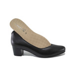 Черни дамски обувки със среден ток, естествена кожа - официални обувки за пролетта и лятото N 100025153