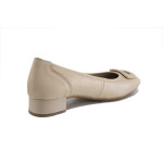 Бежови дамски обувки със среден ток, естествена кожа - всекидневни обувки за пролетта и лятото N 100025237